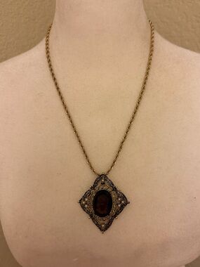 Vintage Gold Tone Victorian Revival Glass Cameo Faux Pearl Brooch Pin Pendant